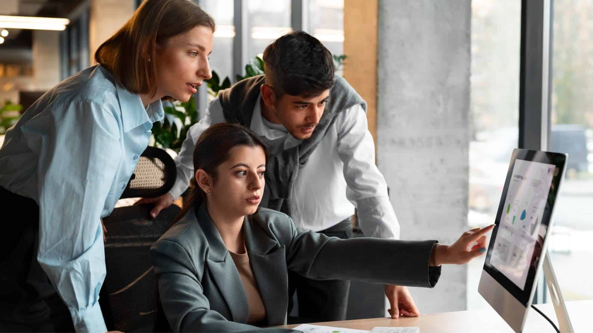 Why Collaboration Beats Individual Effort in Government Contracting